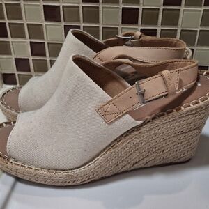 Tom's Beige Wedge Sandals